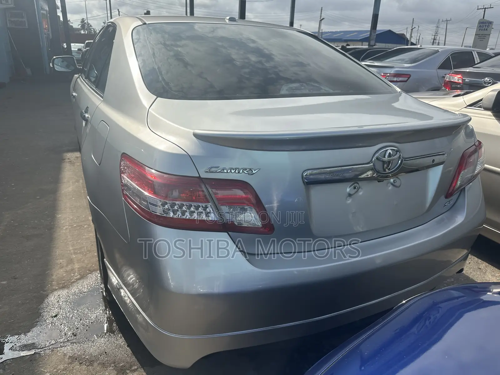 Toyota Camry SE 4dr Sedan (2.5L 4cyl 6A) 2011 Silver