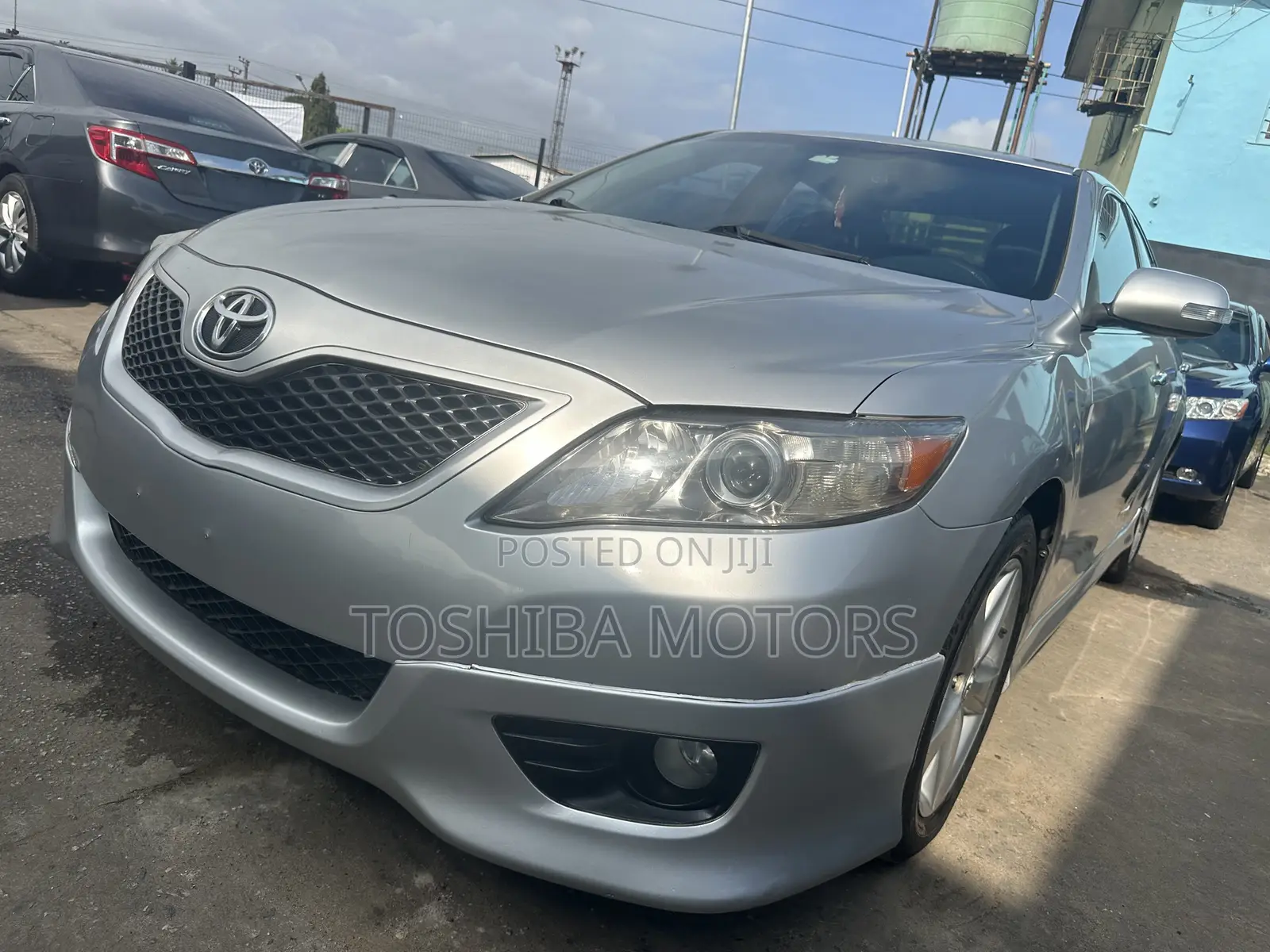 Toyota Camry SE 4dr Sedan (2.5L 4cyl 6A) 2011 Silver