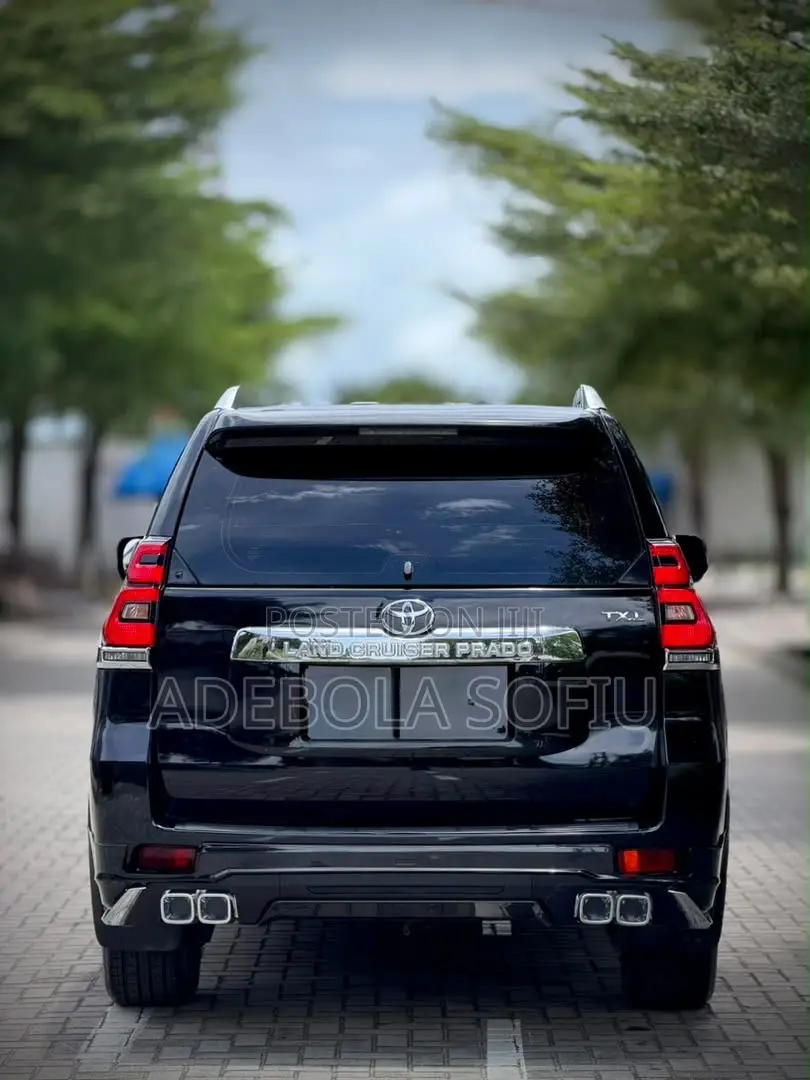 Toyota Land Cruiser Prado 2.7 i 2011 Black