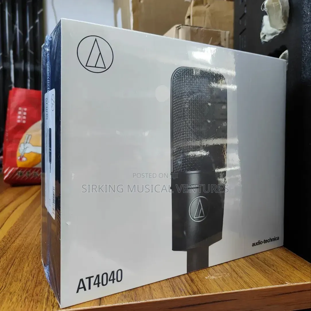 Audio-Technica AT4040 Large-Diaphragm Cardioid Condenser Microphone