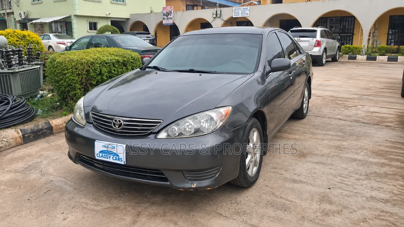 Toyota Camry LE 4dr Sedan (2.4L 4cyl 5A) 2005 Gray