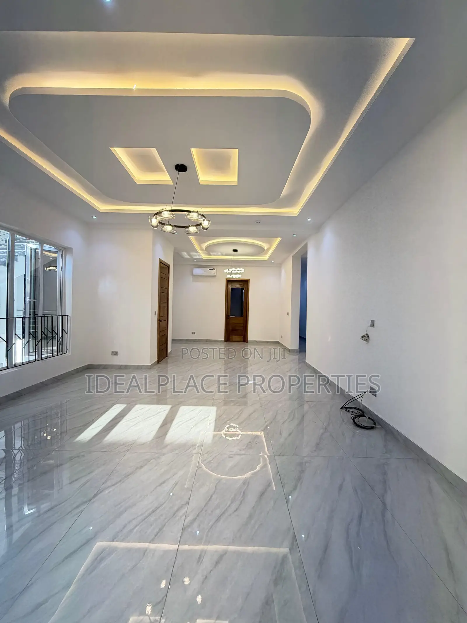 2bdrm Apartment in Lekki Phase 1 for sale