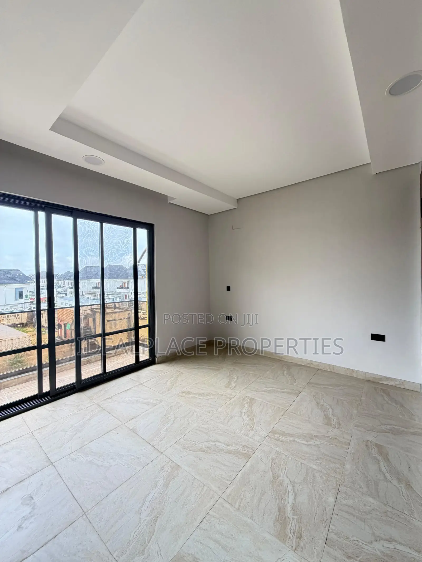4bdrm Townhouse/Terrace in Lekki for sale