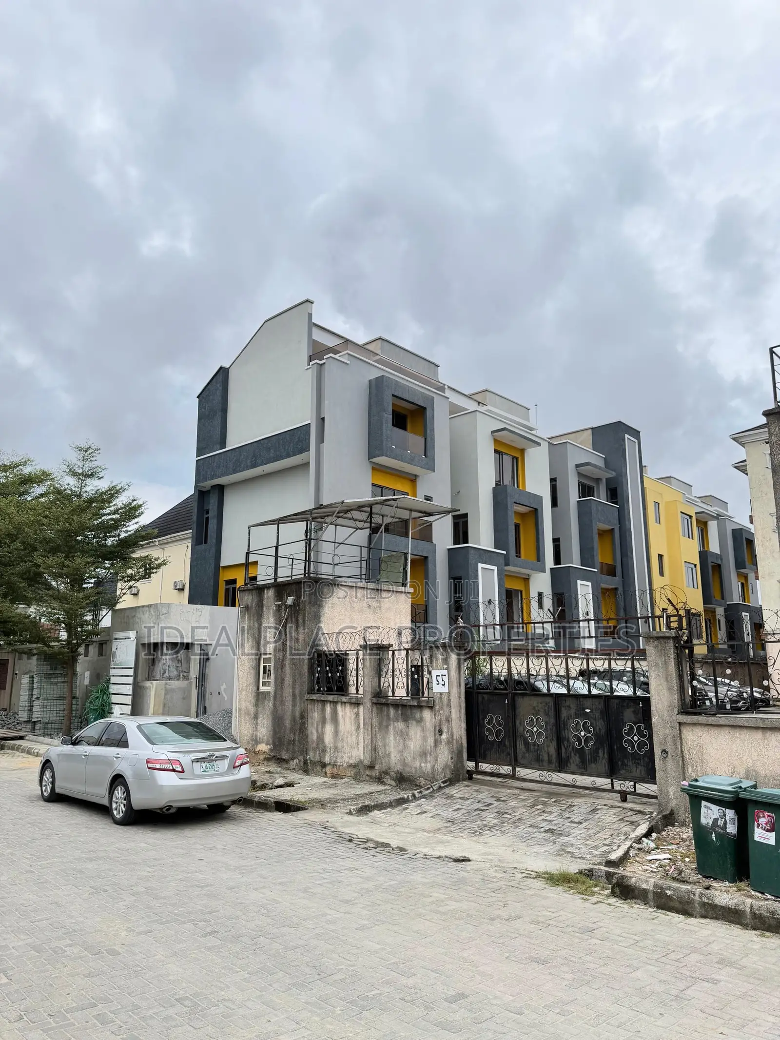 4bdrm Townhouse/Terrace in Lekki for sale