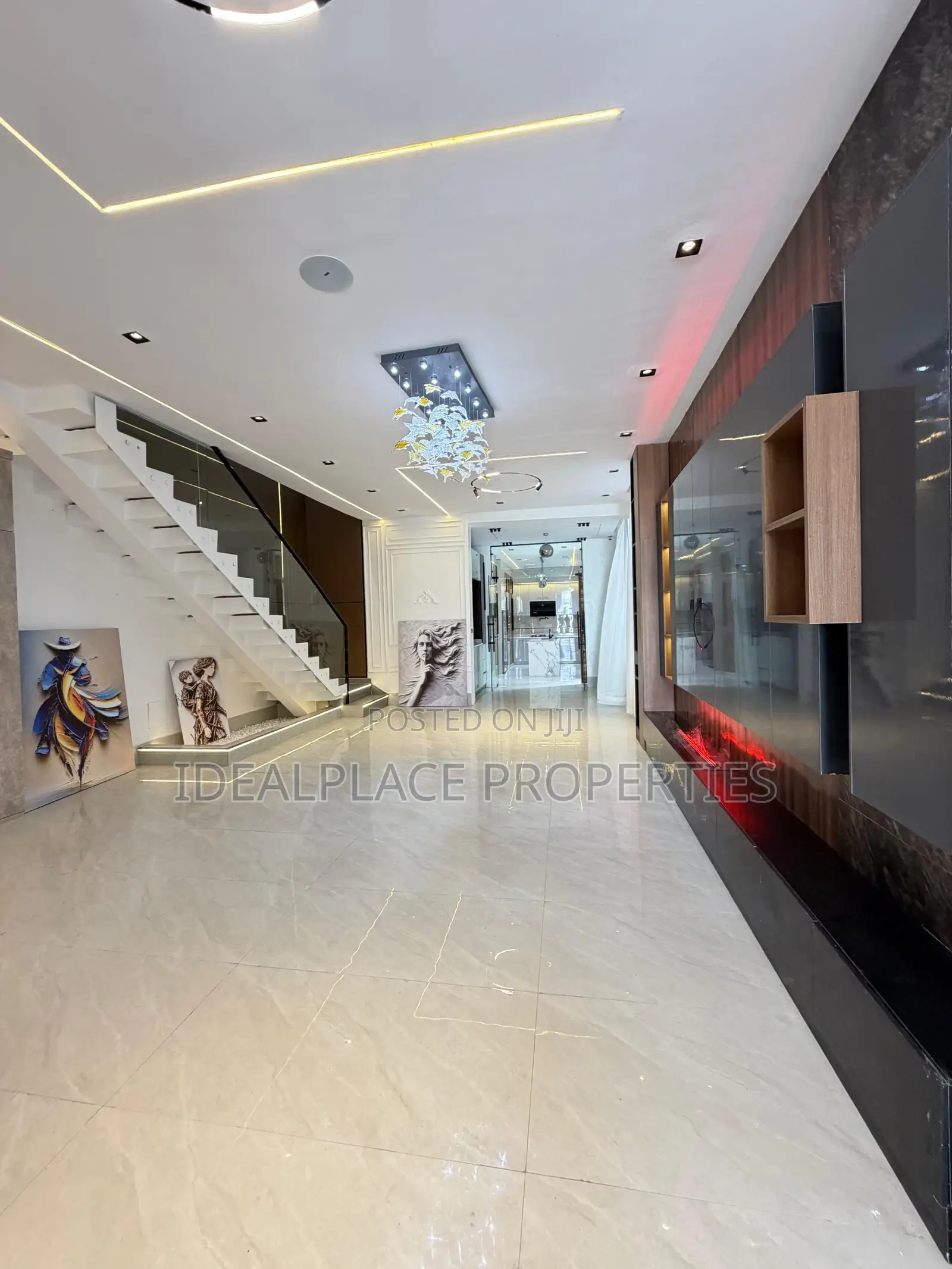 5bdrm Duplex in Lekki for sale