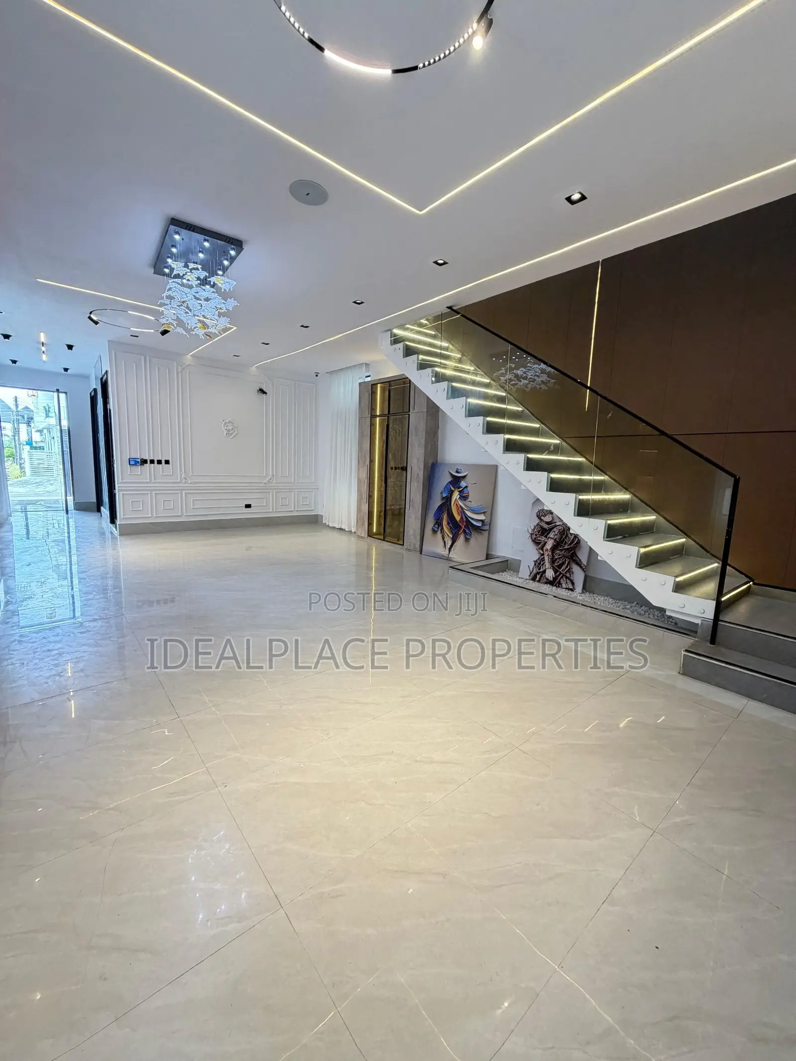 5bdrm Duplex in Lekki for sale