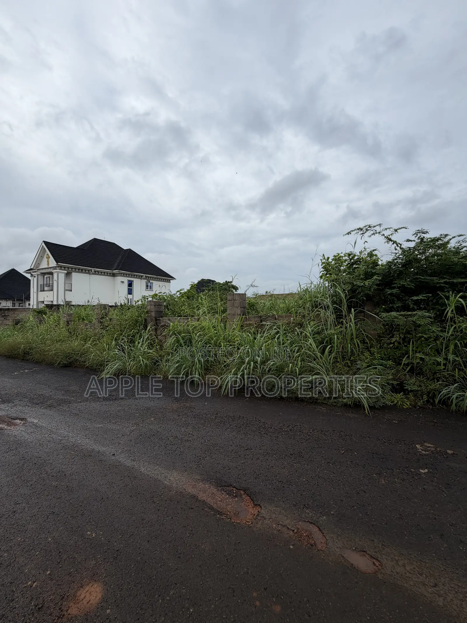 Land for Sale at Centenary City 1000sqm