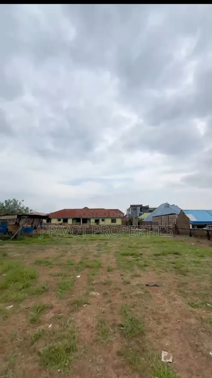 4 Plots of Mix-Use Land Facing the Main University Road Tanke,ilorin
