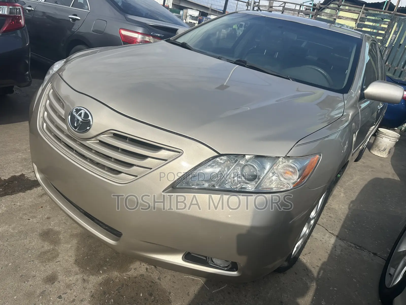 Toyota Camry LE 4dr Sedan (2.4L 4cyl 5A) 2008 Gold