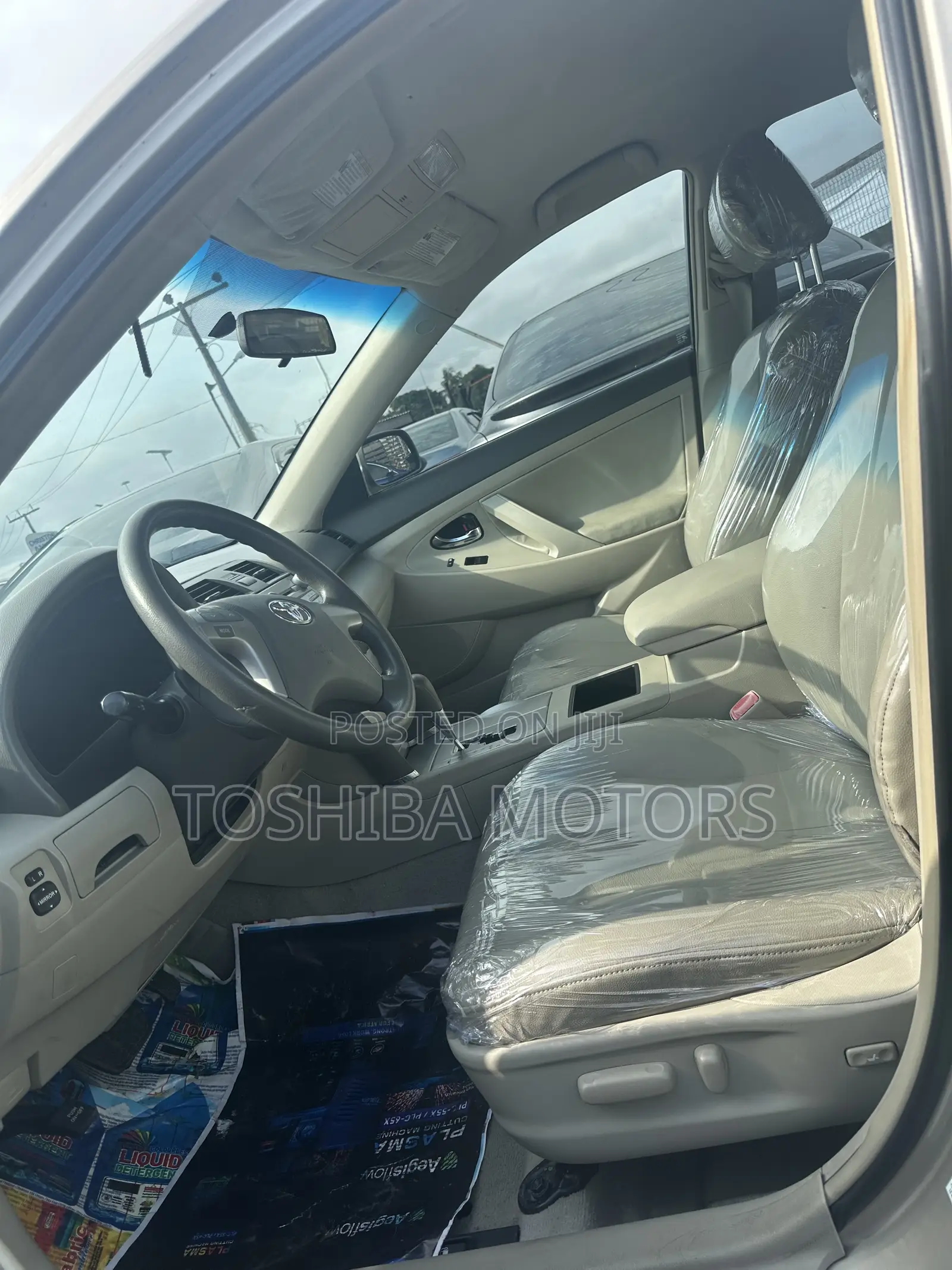Toyota Camry LE 4dr Sedan (2.4L 4cyl 5A) 2008 Gold