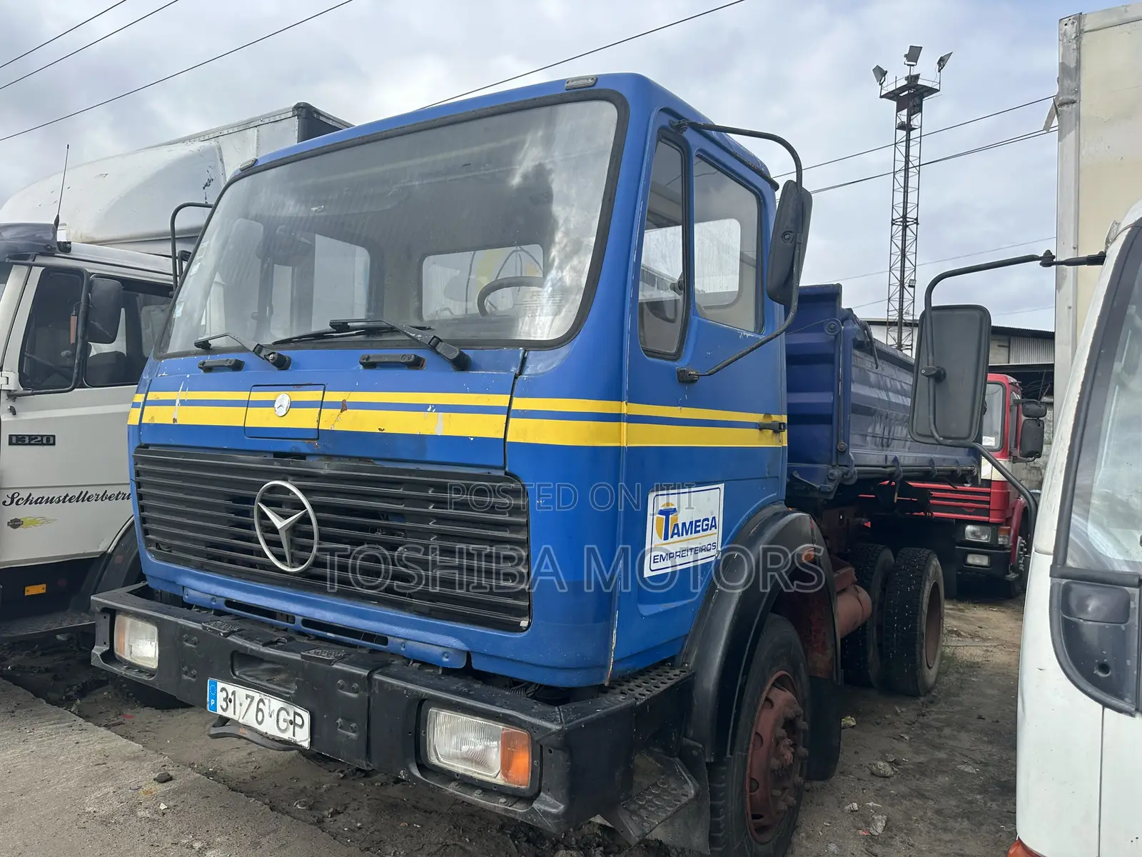 Mercedes Benz Tipper Straight Engine