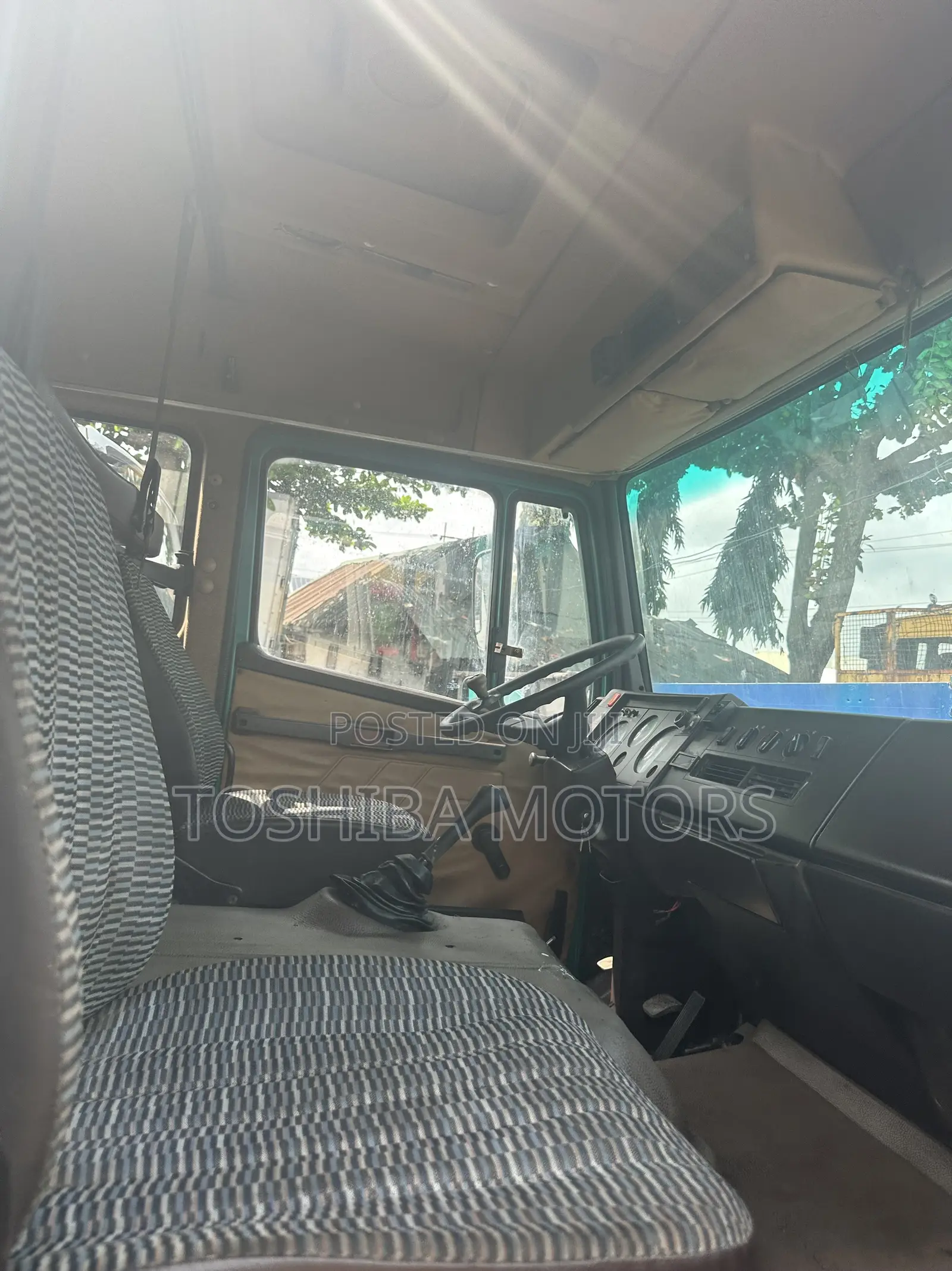 Mercedes Benz 814 Truck