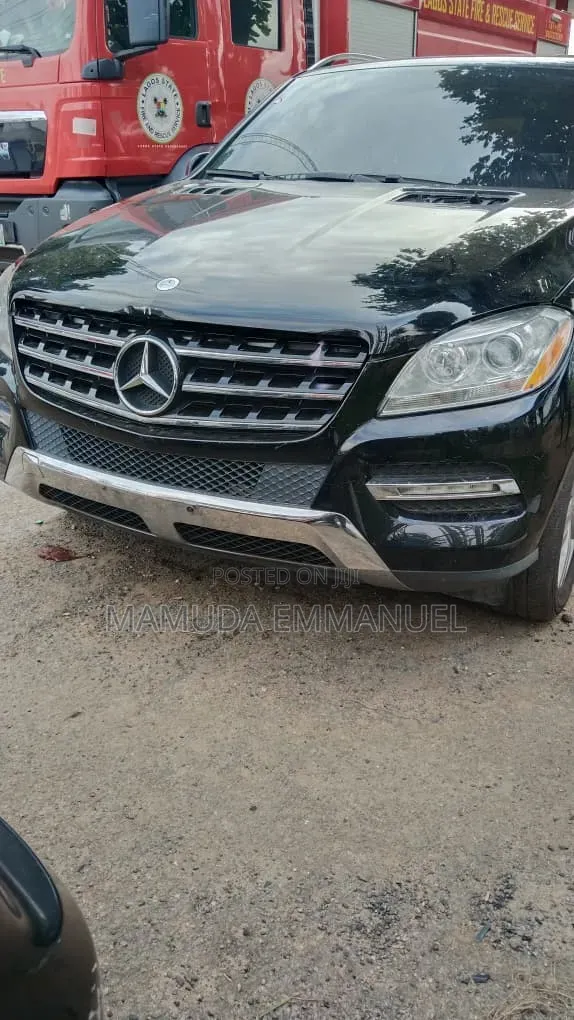 Mercedes-Benz M Class 2012 Black