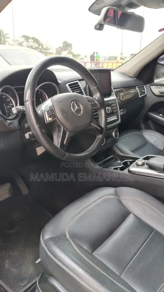 Mercedes-Benz M Class 2012 Black