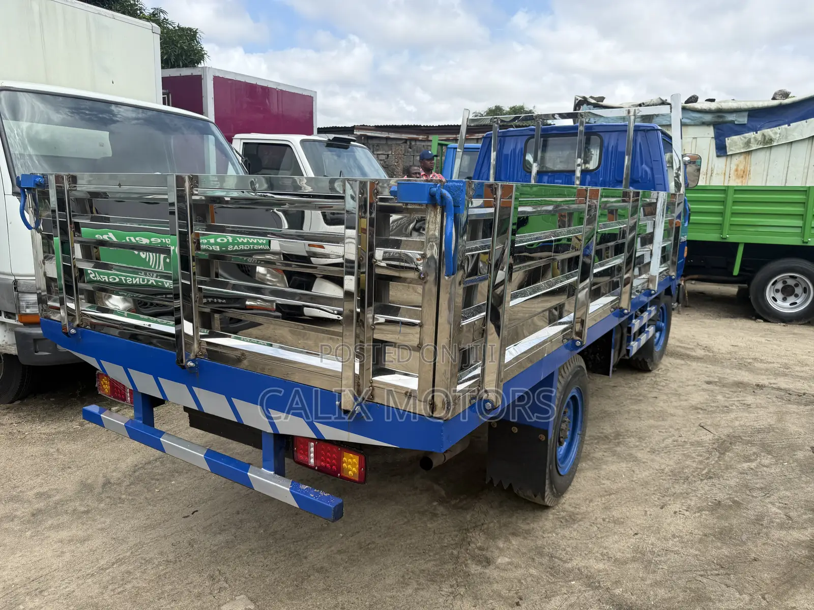 Foreign Used Toyota Dyna 200 Mini Truck.