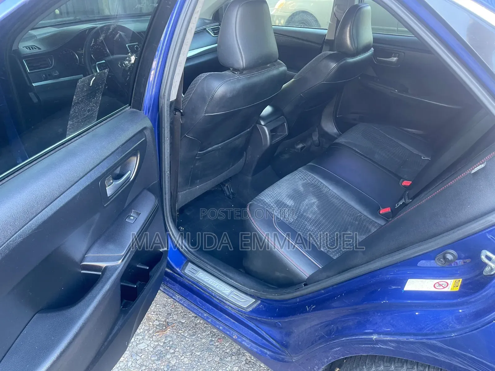 Toyota Camry 2016 Blue
