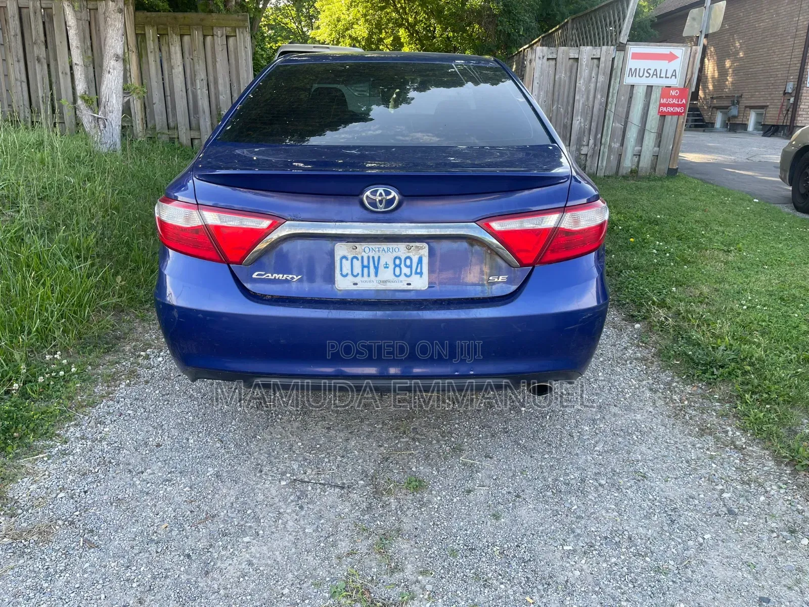 Toyota Camry 2016 Blue