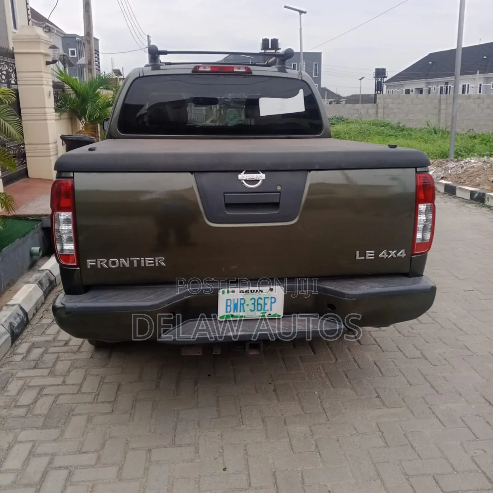 Nissan Frontier Automatic 2005 Green