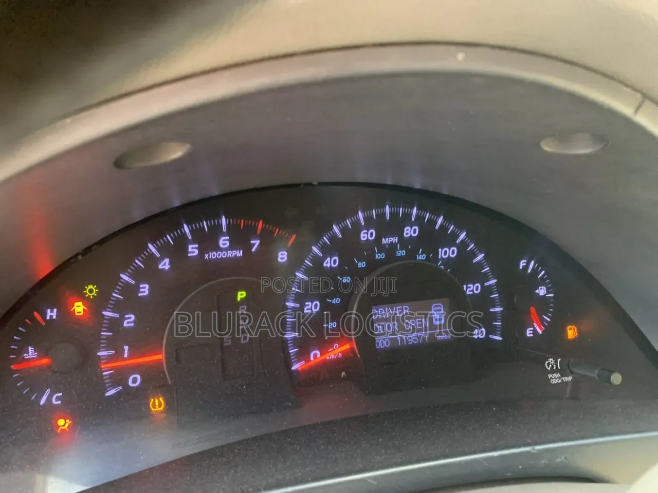 Toyota Camry XLE 4dr Sedan (2.5L 4cyl 6AM) 2010 Gold