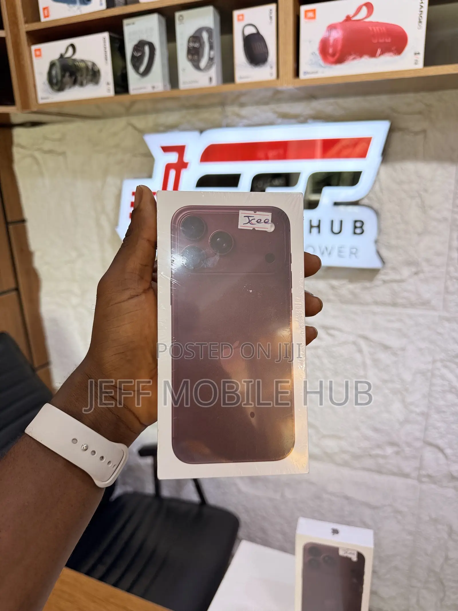New Apple iPhone 18 Pro Max 512 GB Red