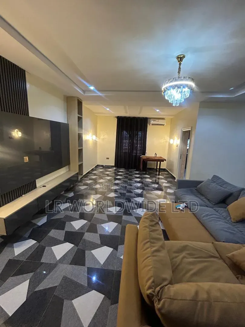 3bdrm Block of Flats in Sabon Lugbe for sale