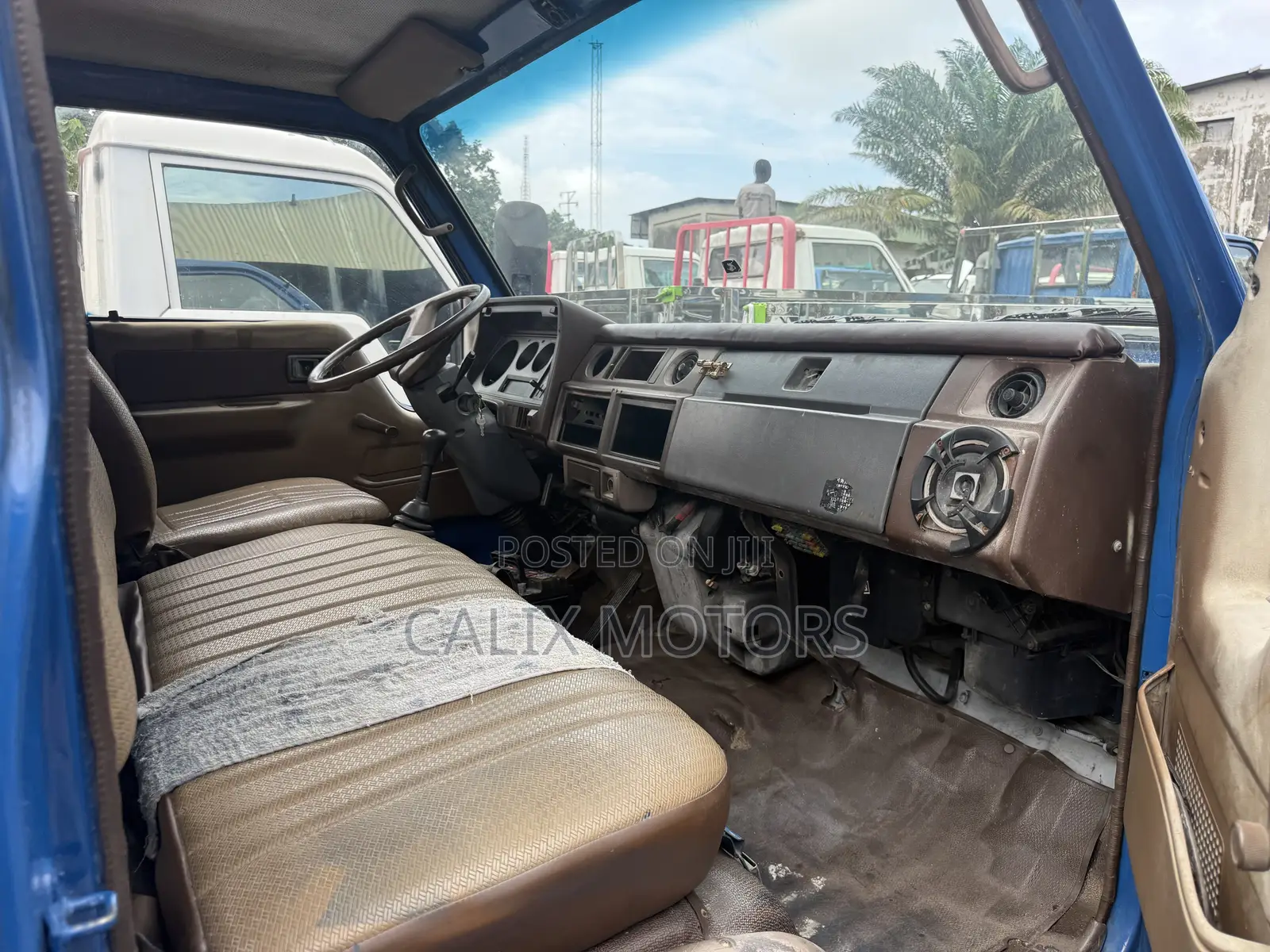 Foreign Used Toyota Dyna 300 Mini Truck.