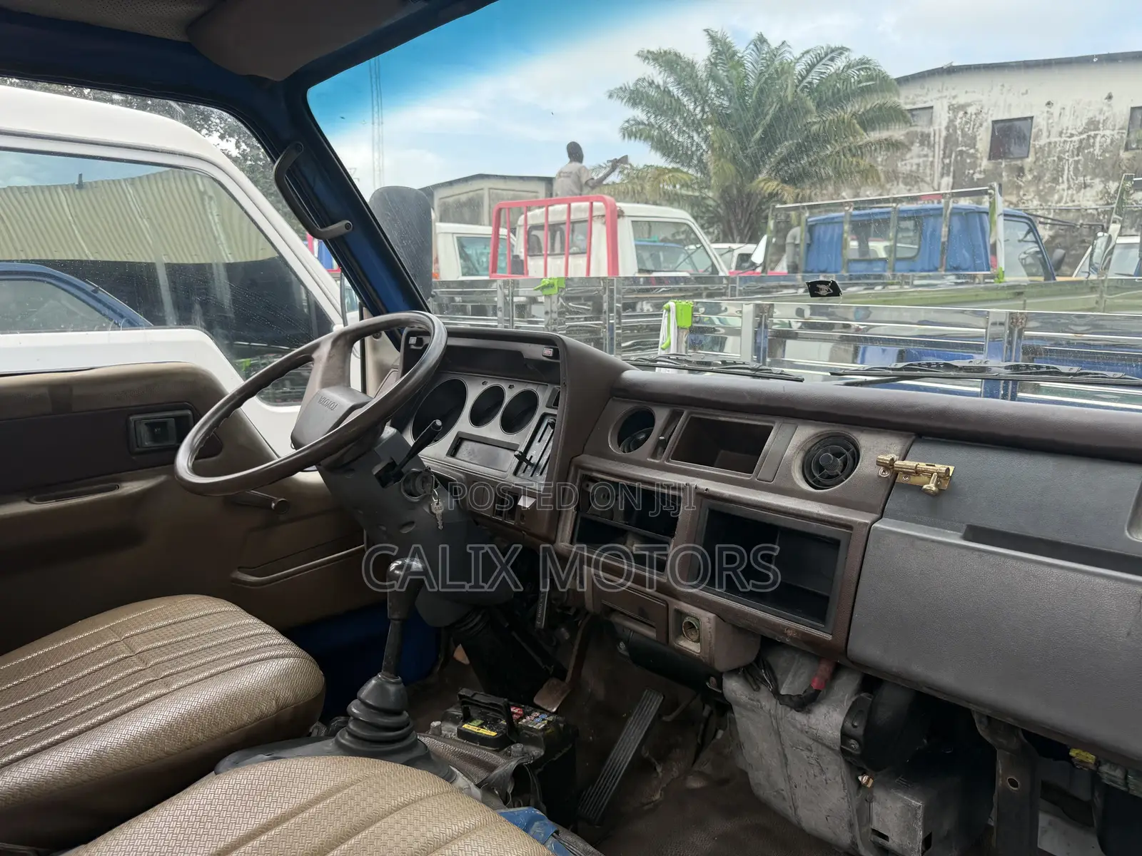 Foreign Used Toyota Dyna 300 Mini Truck.