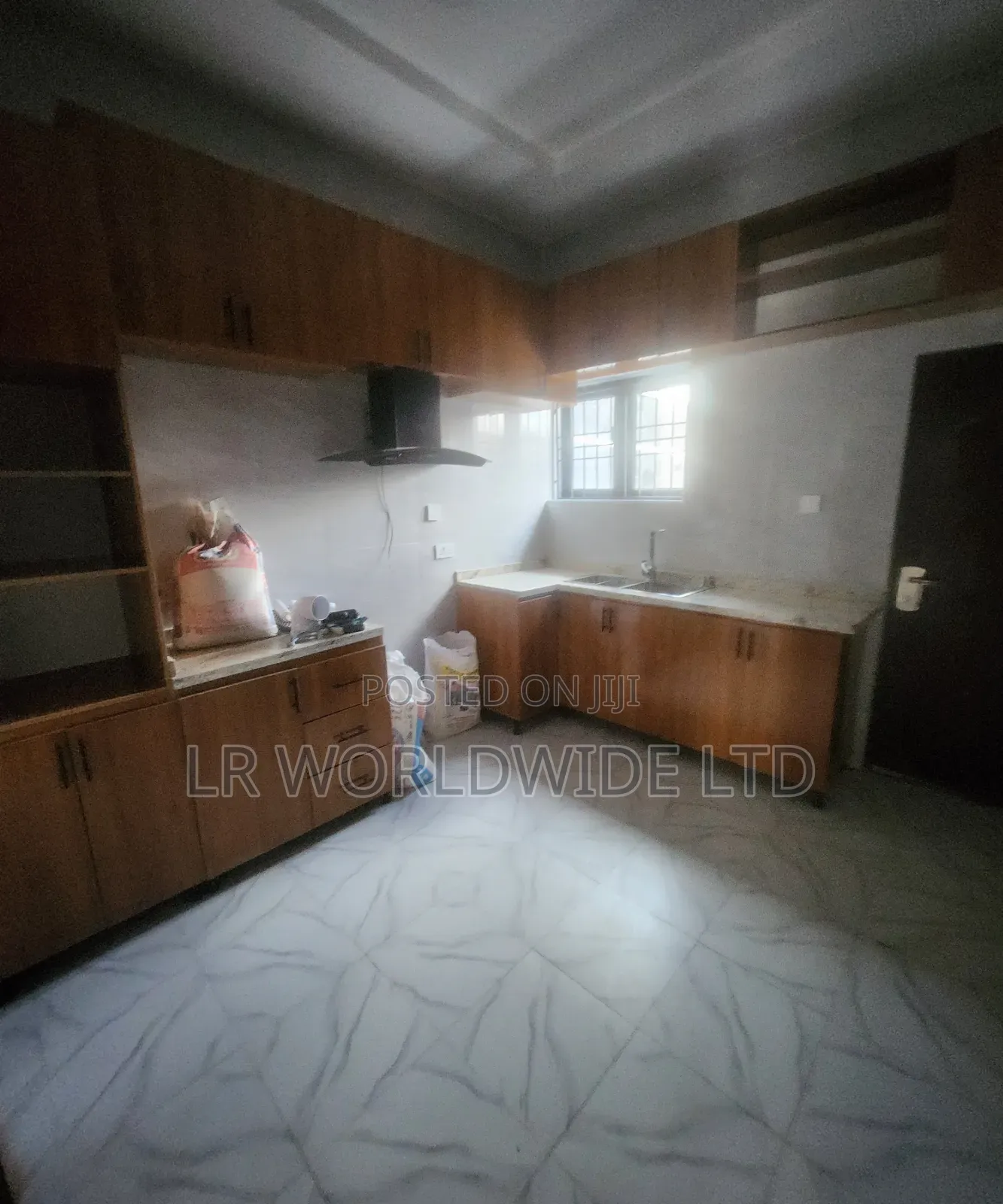 4bdrm Duplex in Palmheights, Sabon Lugbe for rent