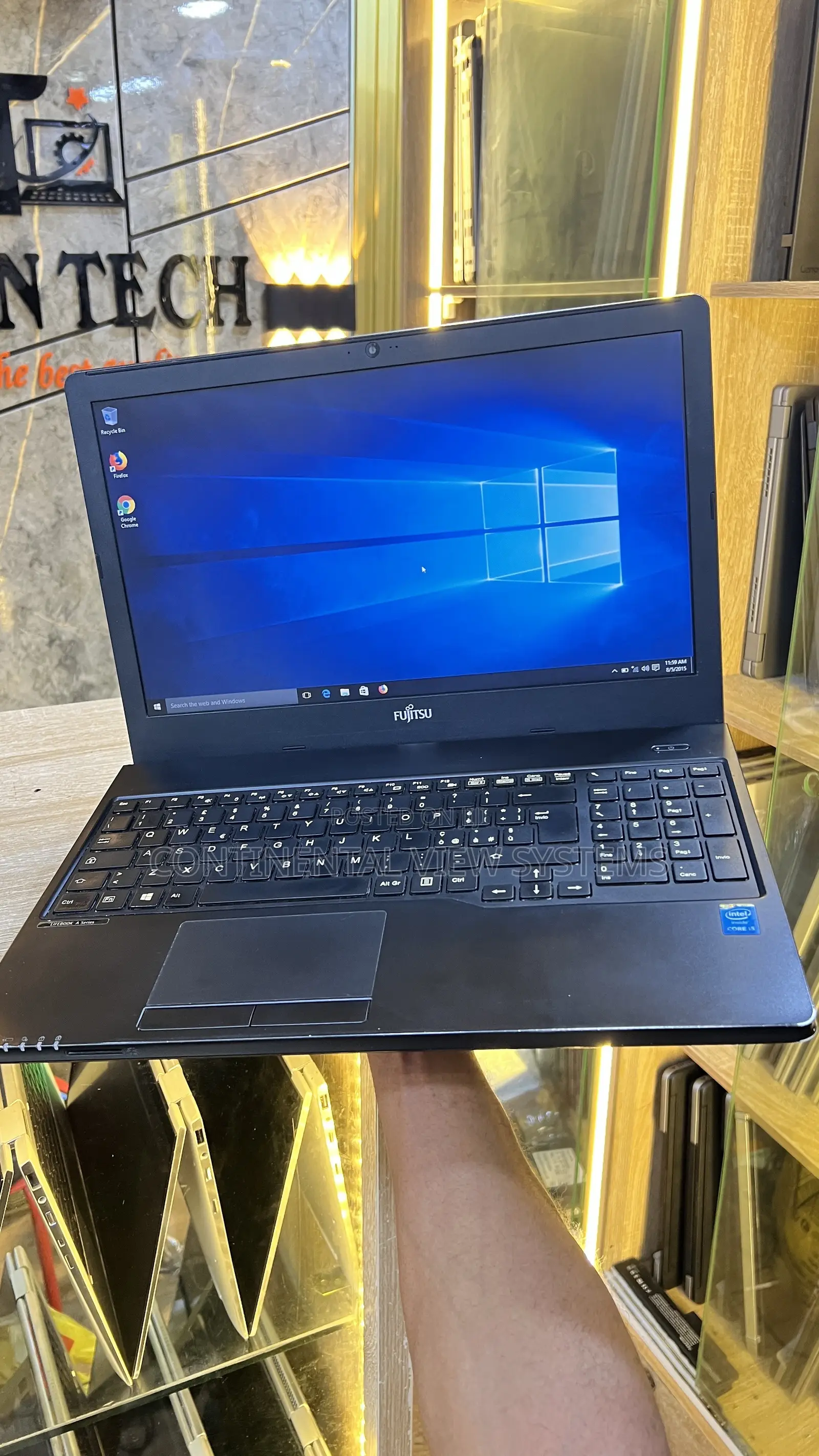 Laptop Fujitsu Lifebook A555 8GB Intel Core i5 HDD 250GB