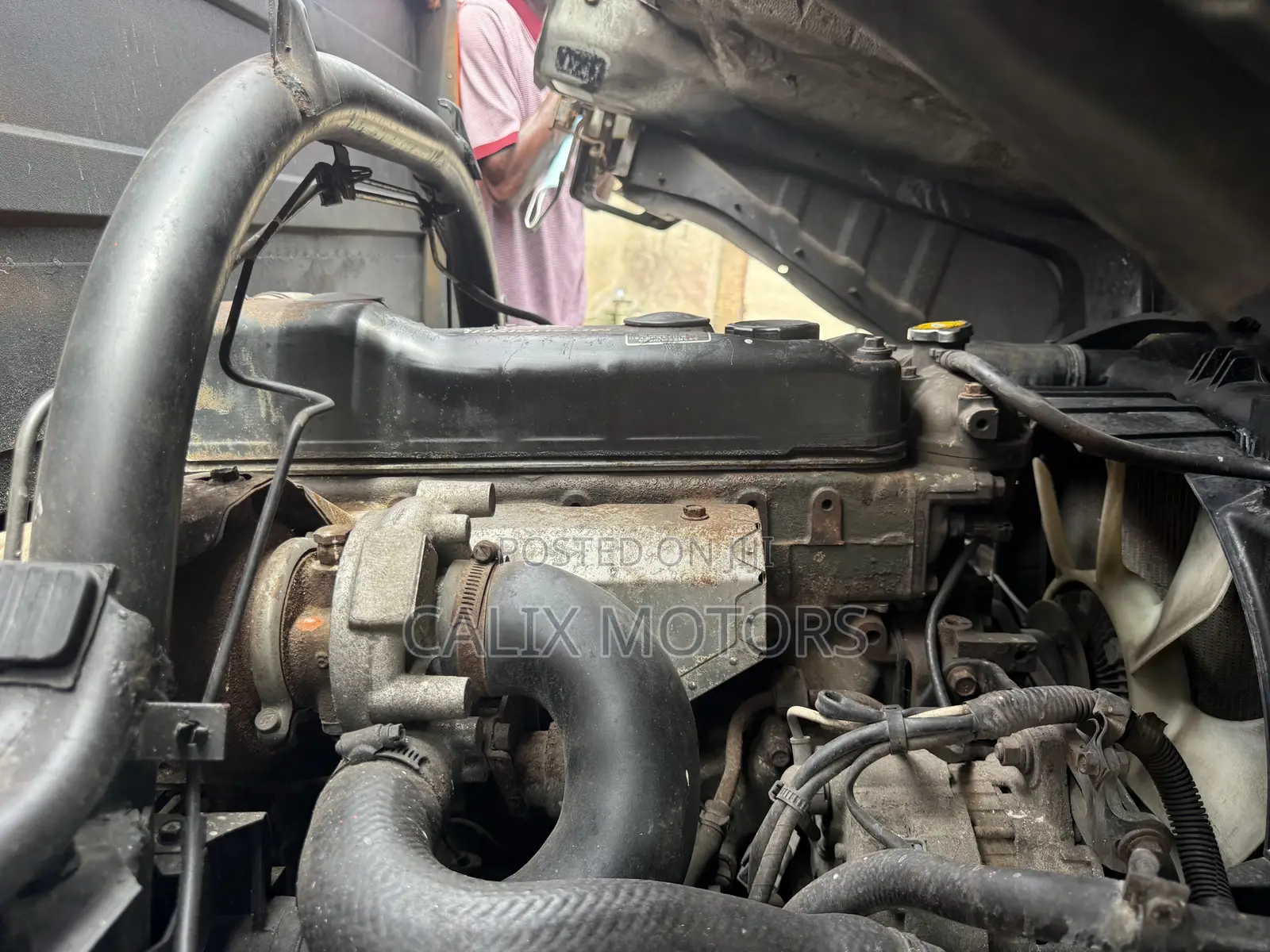 Foreign Used Mitsubishi Canter Mini Truck 6 Tyres.