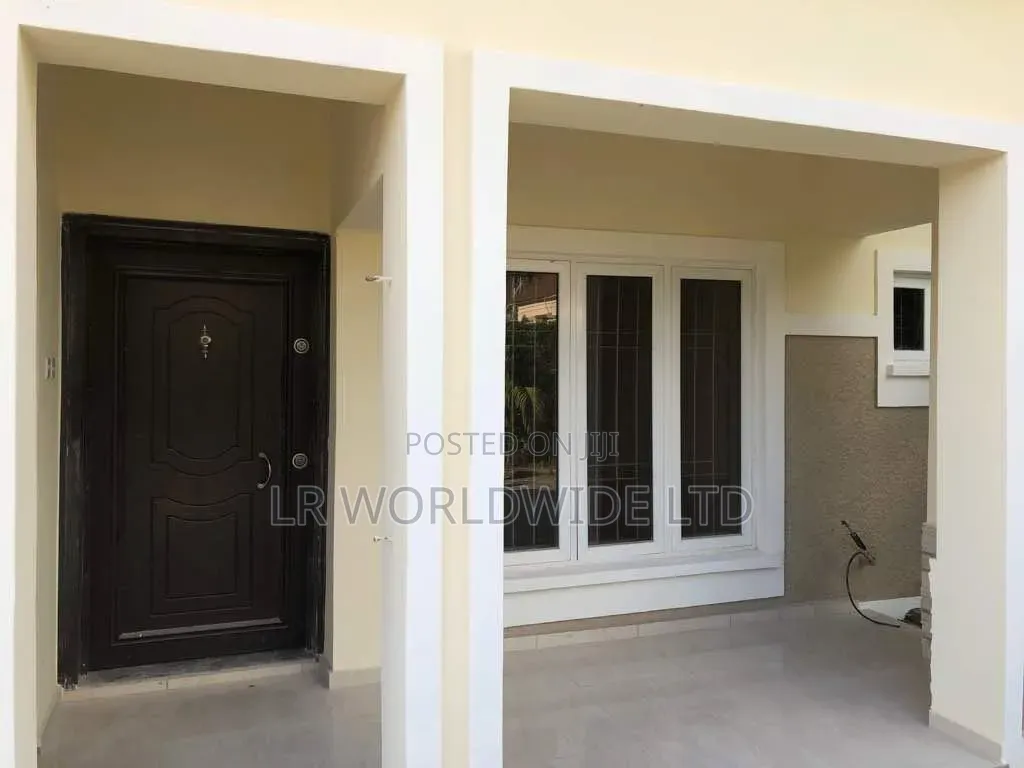 4bdrm Bungalow in Sabon Lugbe for sale