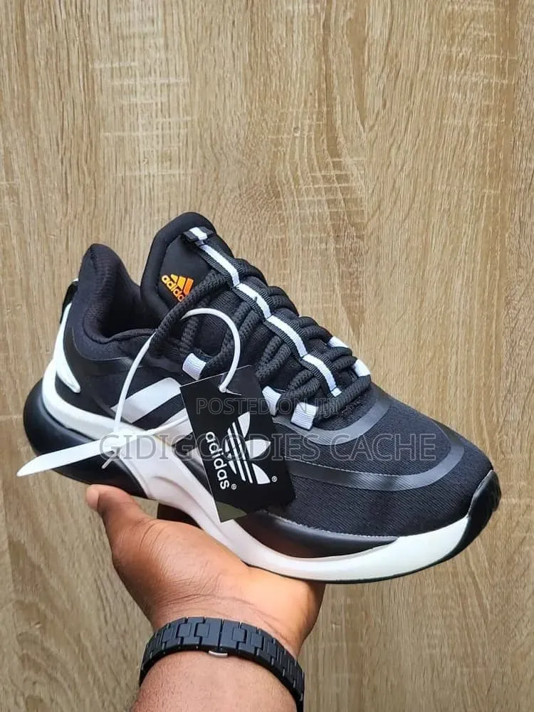 Running Mesh Sneakers With 3-Stripes in Size 40-46