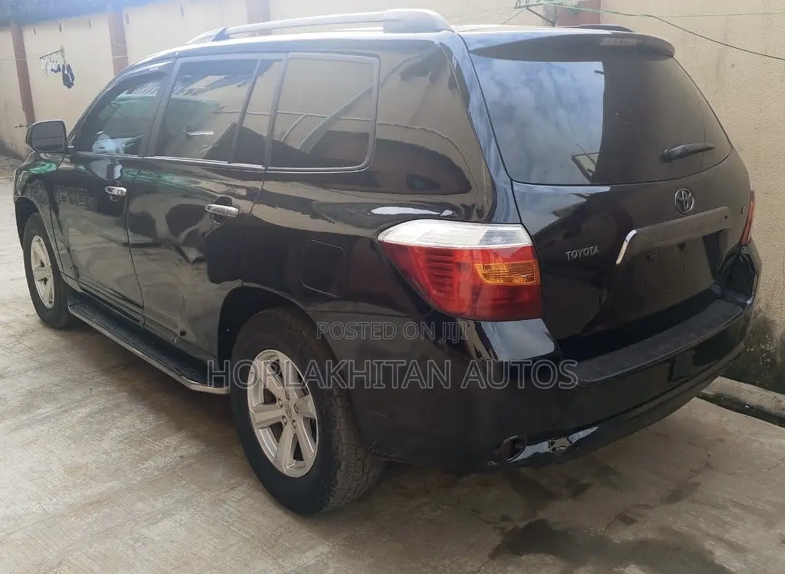 Toyota Highlander Limited 2010 Black