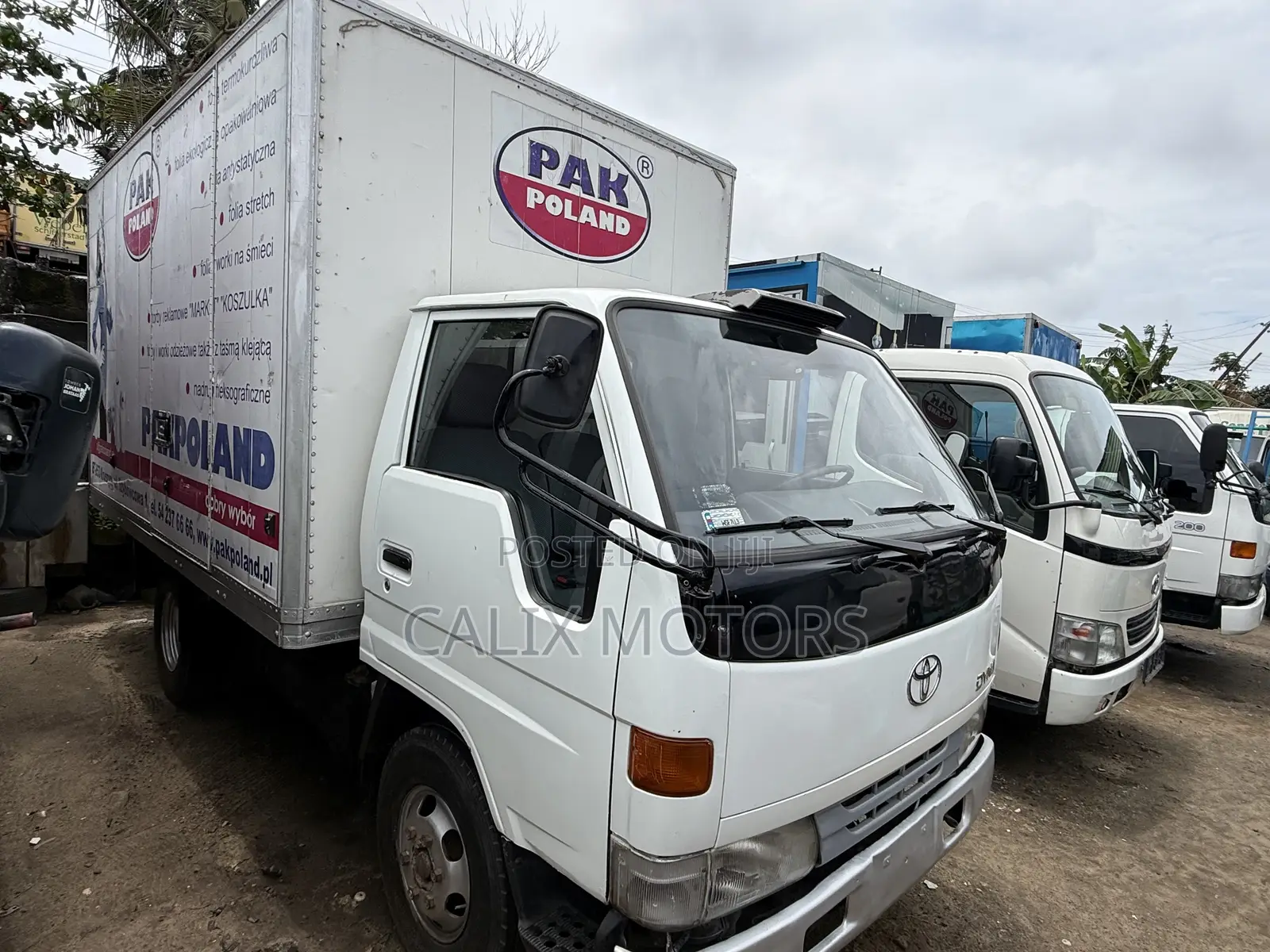Foreign Used Toyota Dyna Cover Body Mini Truck.
