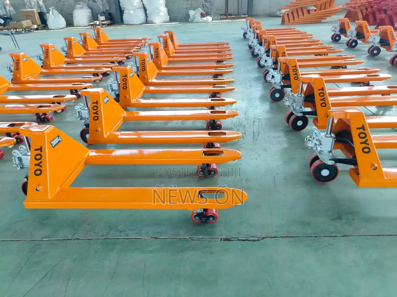 Brand-New, Orange TOYO Manual Hydraulic Hand Pallet 3tons