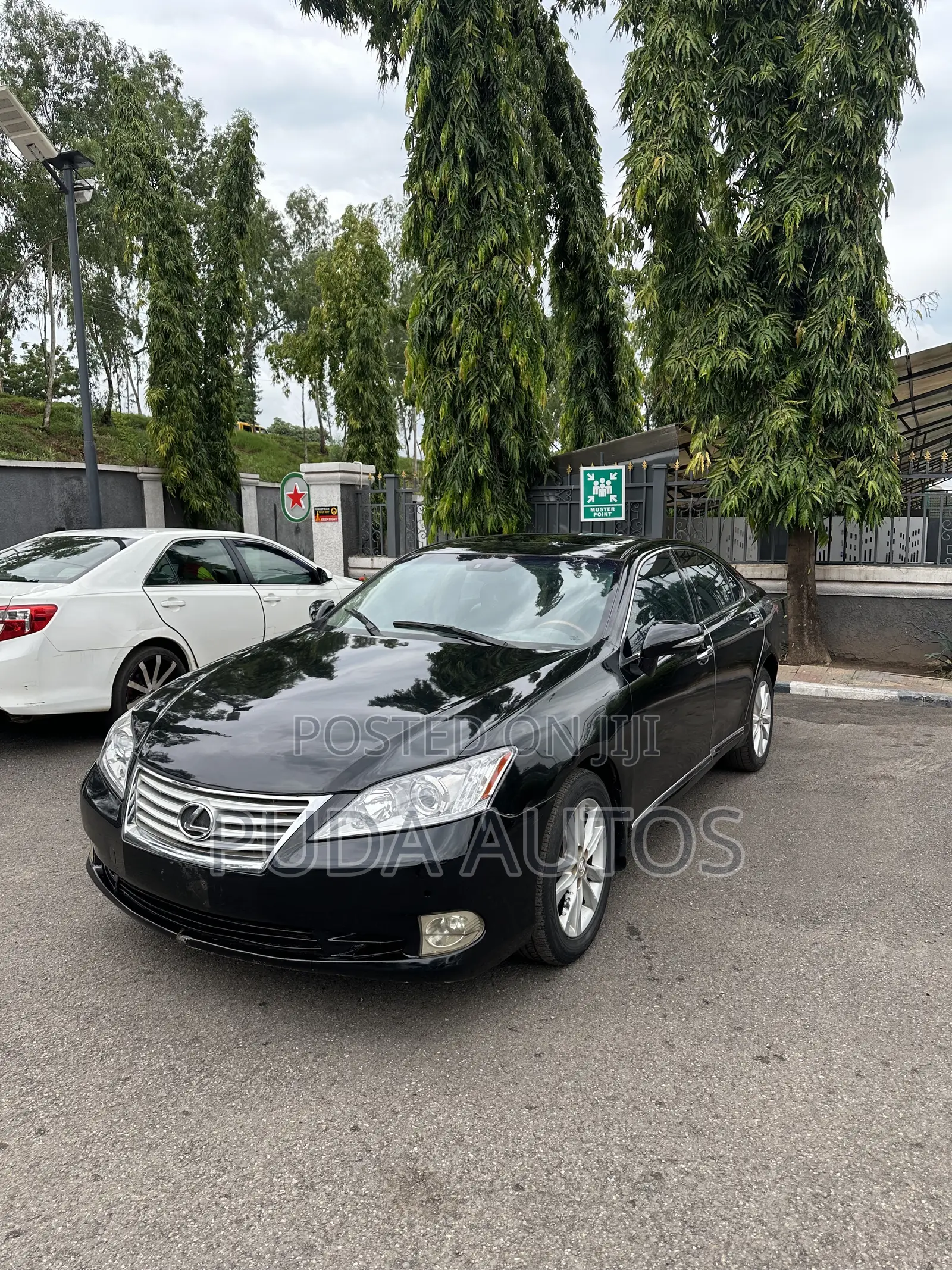 Lexus ES 350 2011 Black