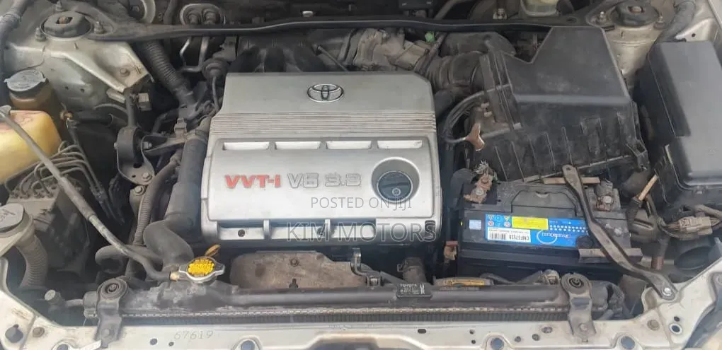 Toyota Highlander Limited V6 2005 Gold
