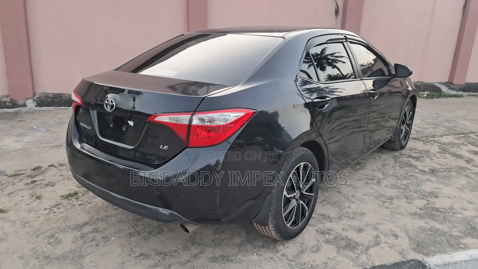 Toyota Corolla LE ECO Premium (1.8L 4cyl CVT) 2016 Black