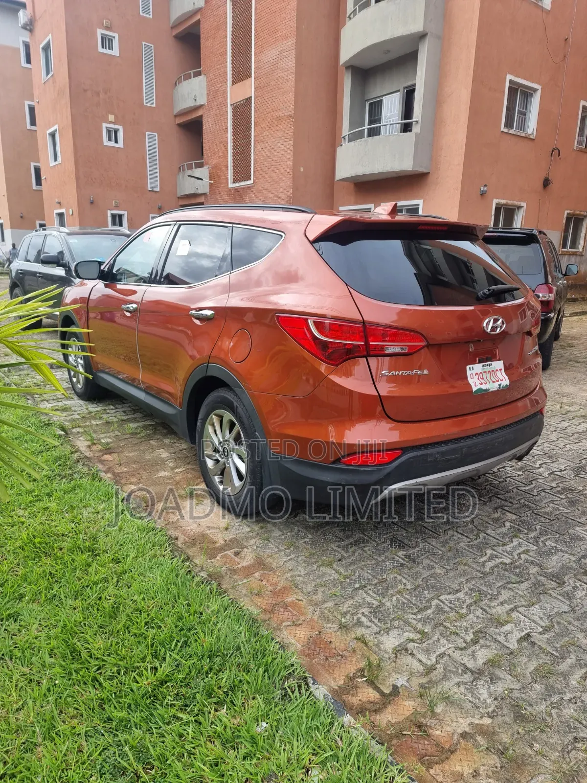 Hyundai Santa Fe 2014 Orange