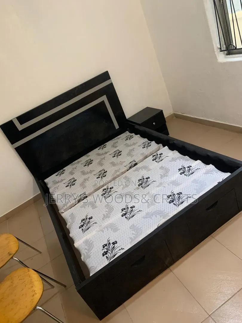 4.5x6 Bedframe With Underneath and Bedside Drawer
