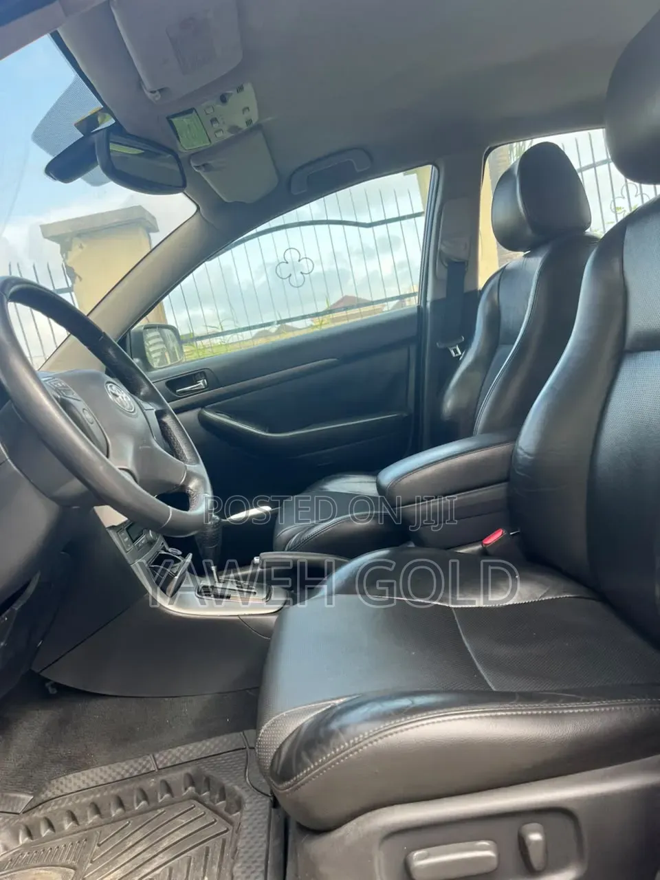 Toyota Avensis Sedan 2005 Green