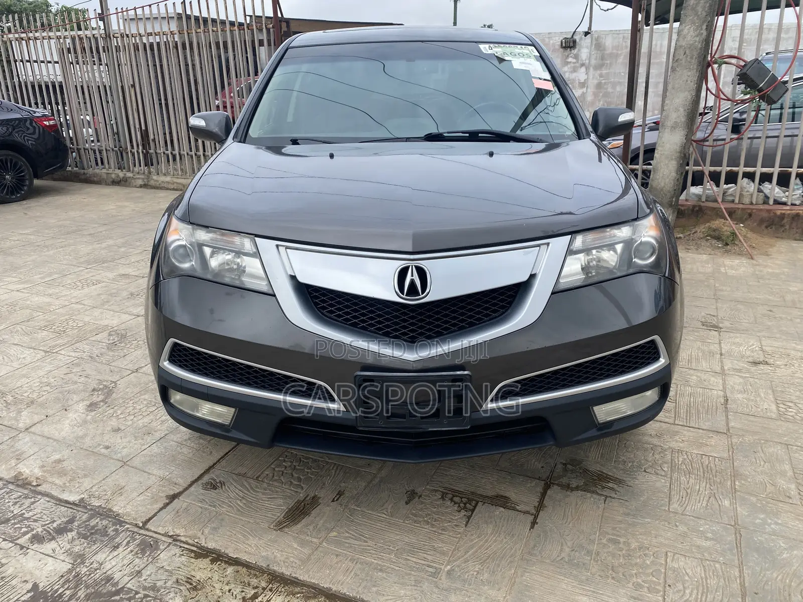 Acura MDX Advance Package SUV AWD (3.7L 6cyl 6A) 2011 Gray