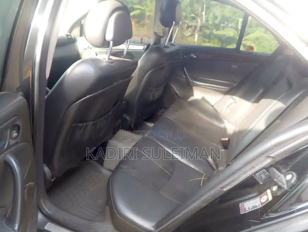 Mercedes-Benz C240 2005 Black
