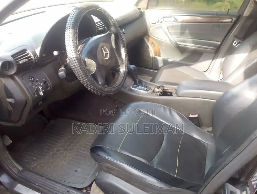 Mercedes-Benz C240 2005 Black