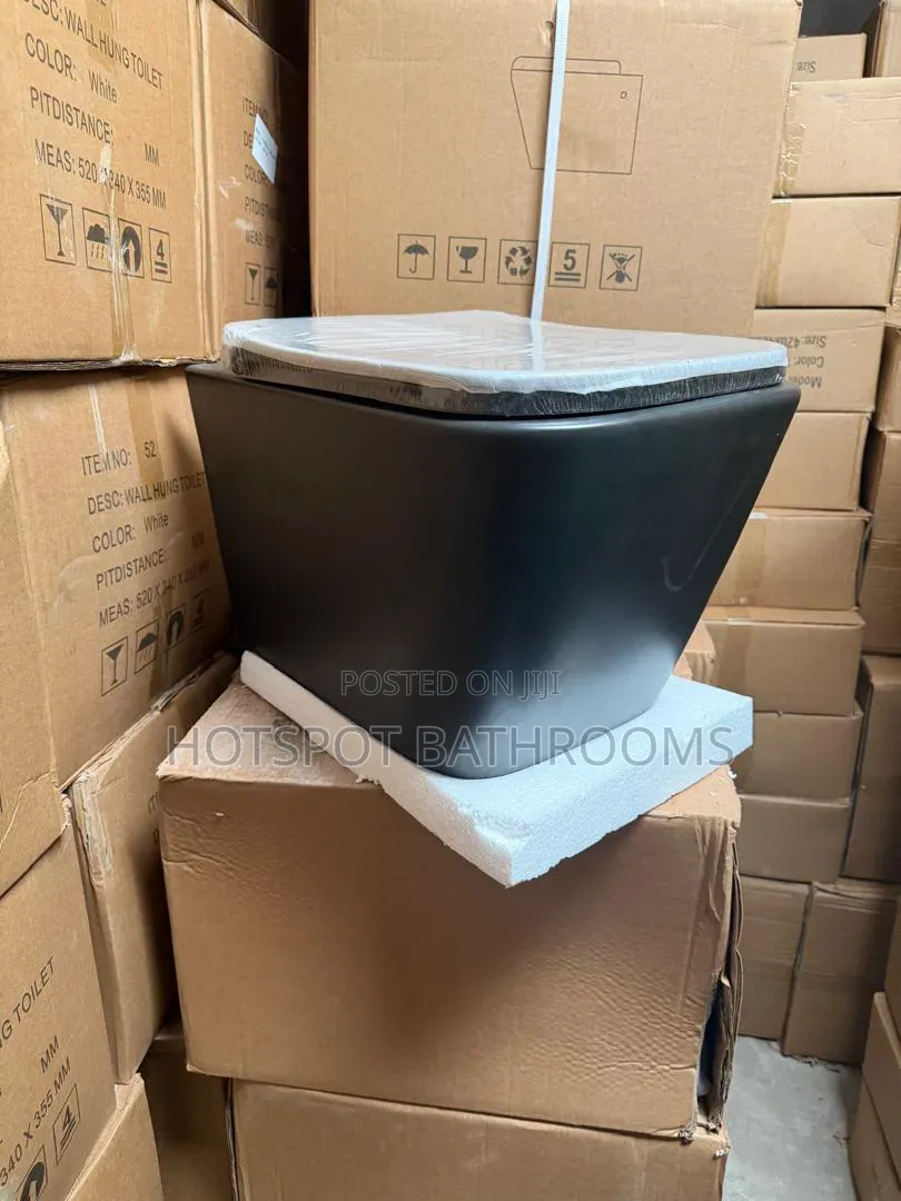 Quality Black England Conceal WC