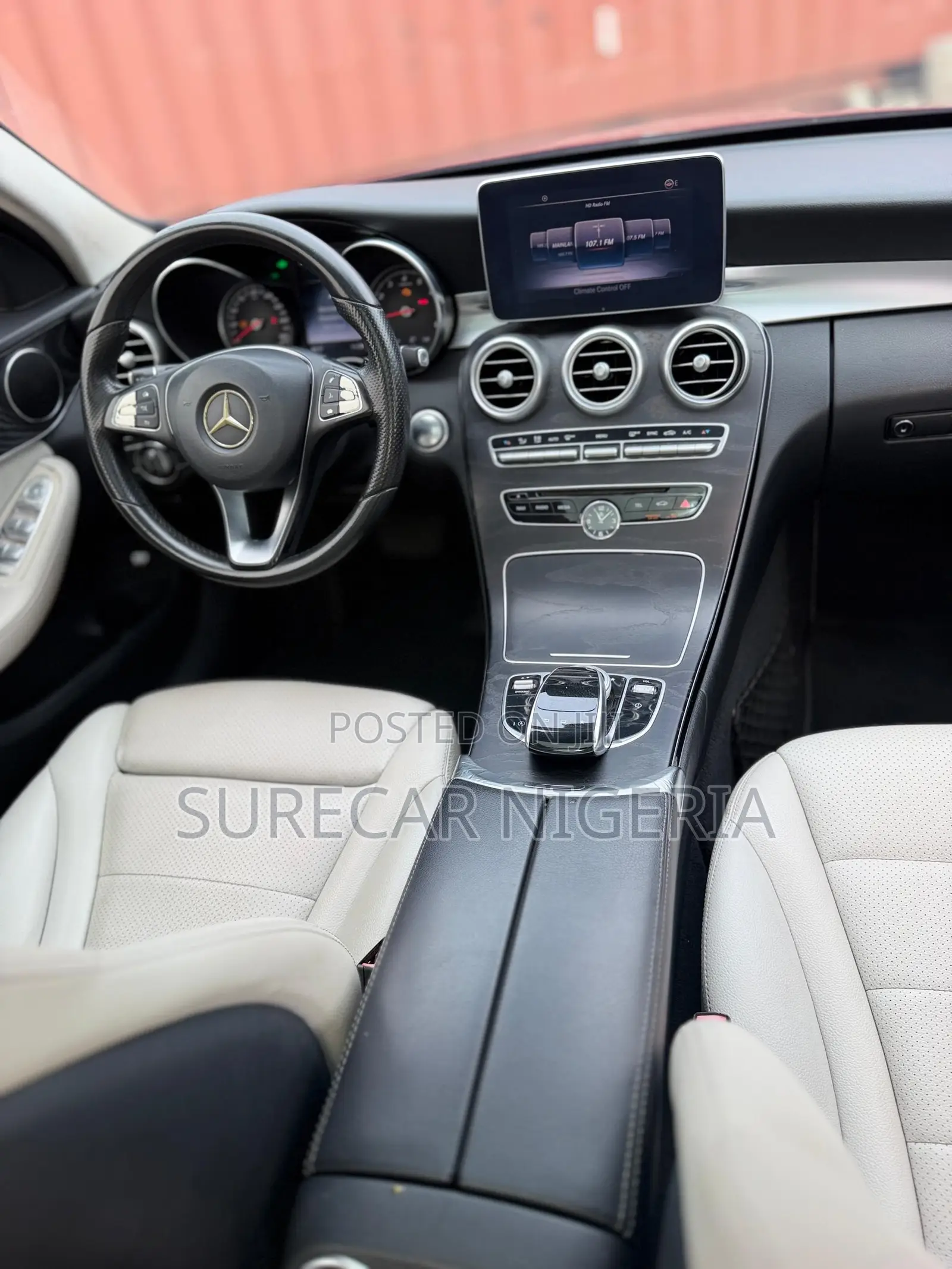 Mercedes-Benz C300 2016 Red