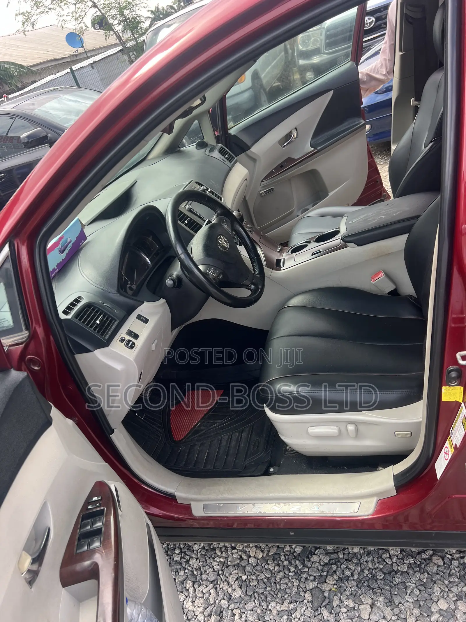 Toyota Venza Limited 2011 Red