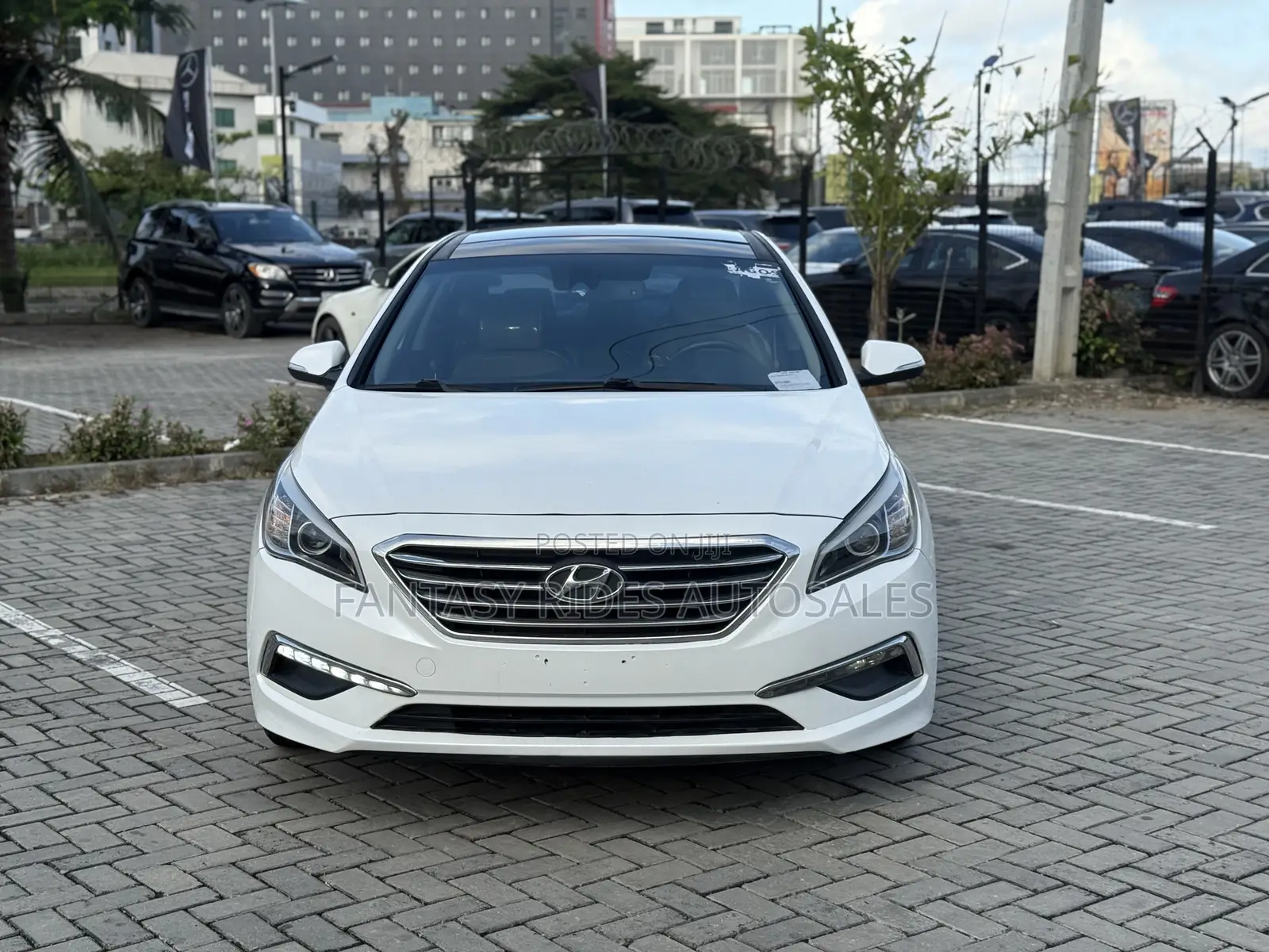 Hyundai Sonata Limited Sedan FWD (2.4L 4cyl 6A) 2016 White