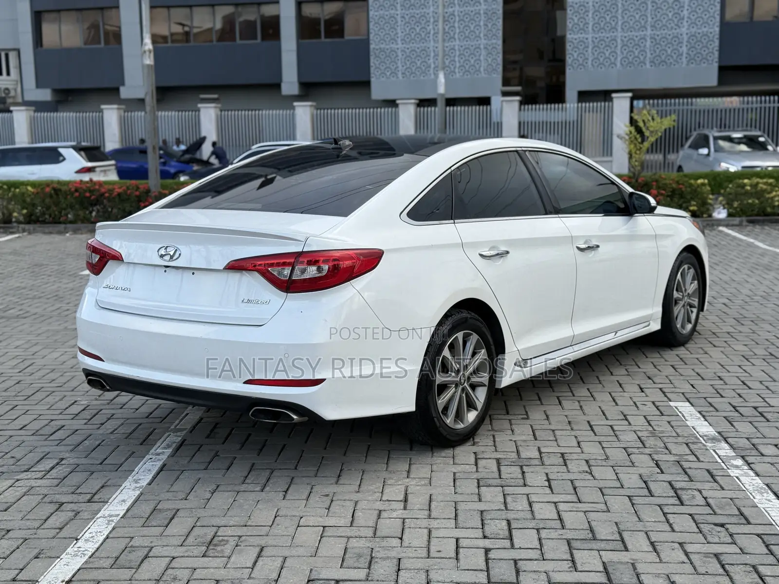 Hyundai Sonata Limited Sedan FWD (2.4L 4cyl 6A) 2016 White