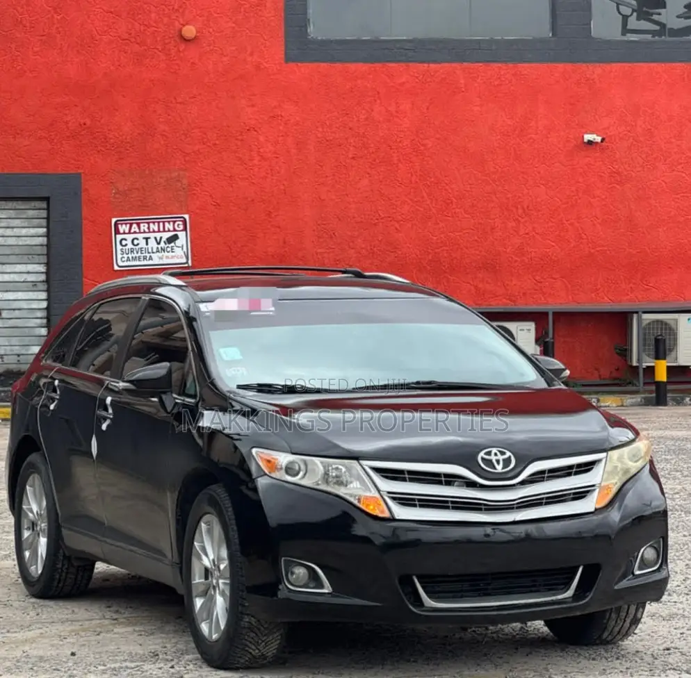 Toyota Venza 2024 Black